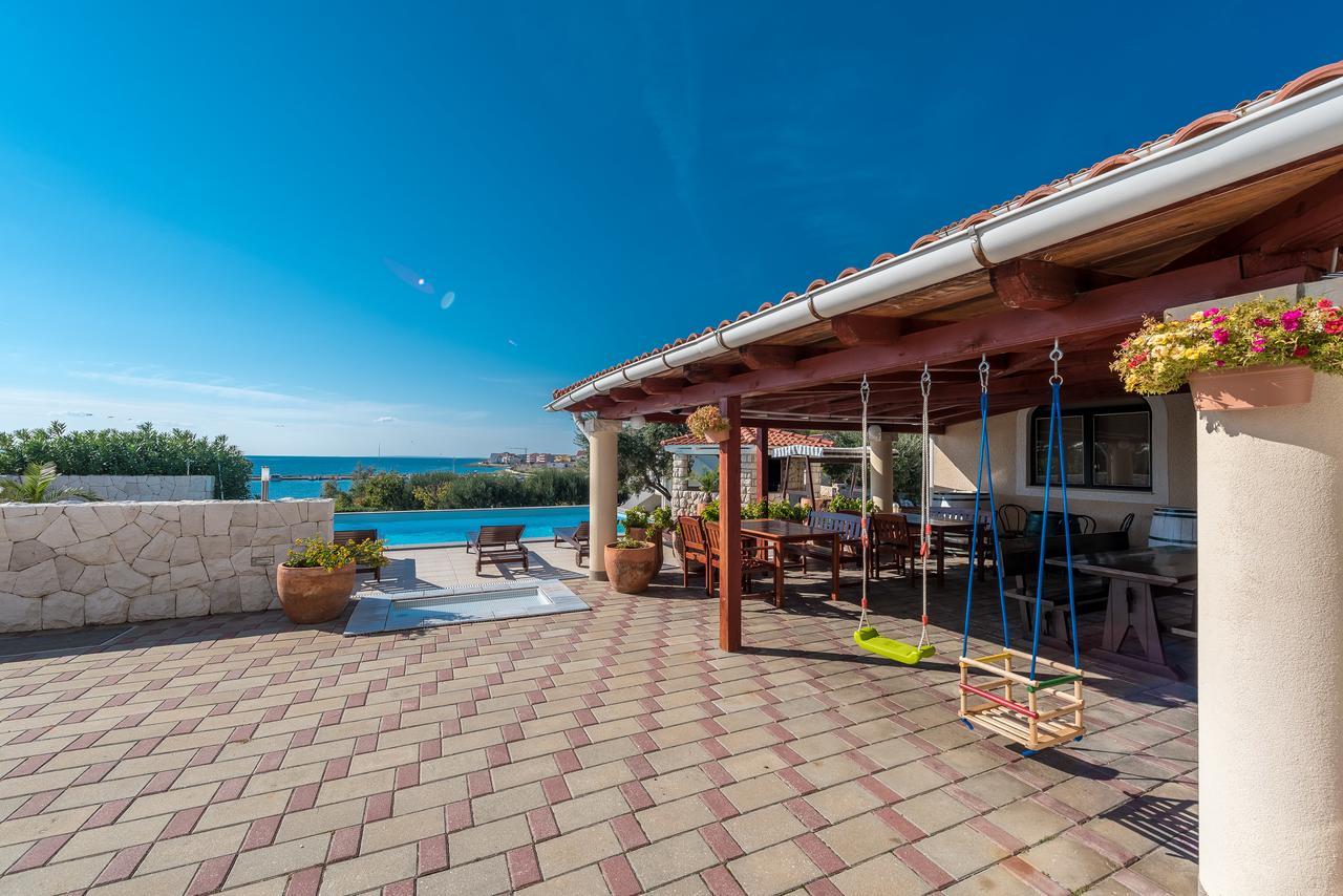 Villa Jurac Povljana Exteriör bild